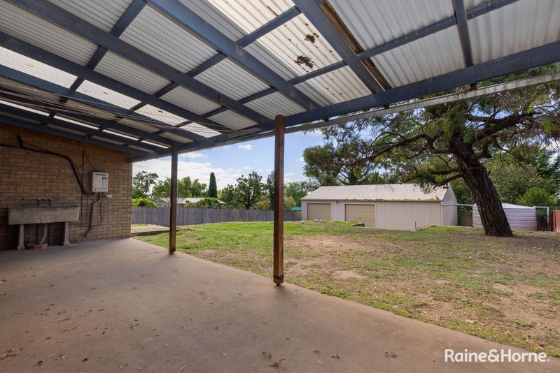 Photo - 15 Emmerson Street, Goulburn NSW 2580 - Image 4