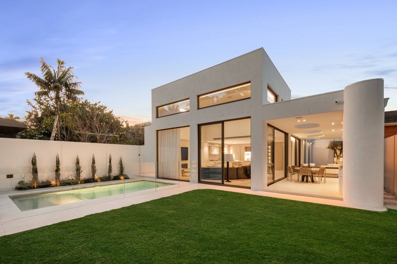 Photo - 15 Empire Avenue, Blakehurst NSW 2221 - Image 4