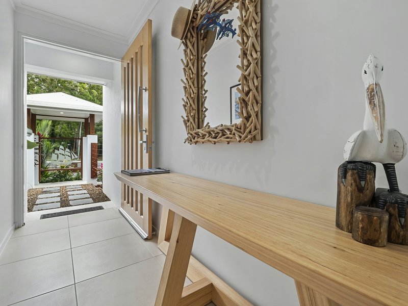 Photo - 15 Endeavour Road, Clifton Beach QLD 4879 - Image 5