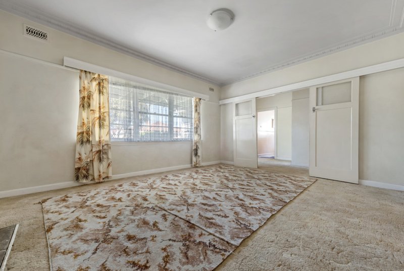 Photo - 15 Ernest Street, Sunshine VIC 3020 - Image 2