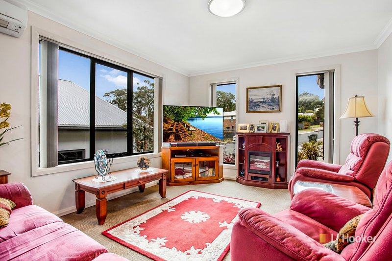 Photo - 1/5 Erskine Way, Devonport TAS 7310 - Image 4