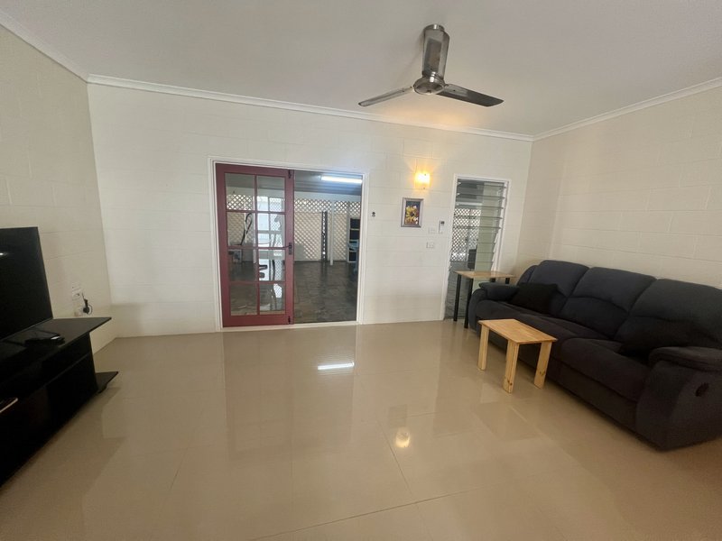 Photo - 15 Escape Close, Clifton Beach QLD 4879 - Image 4