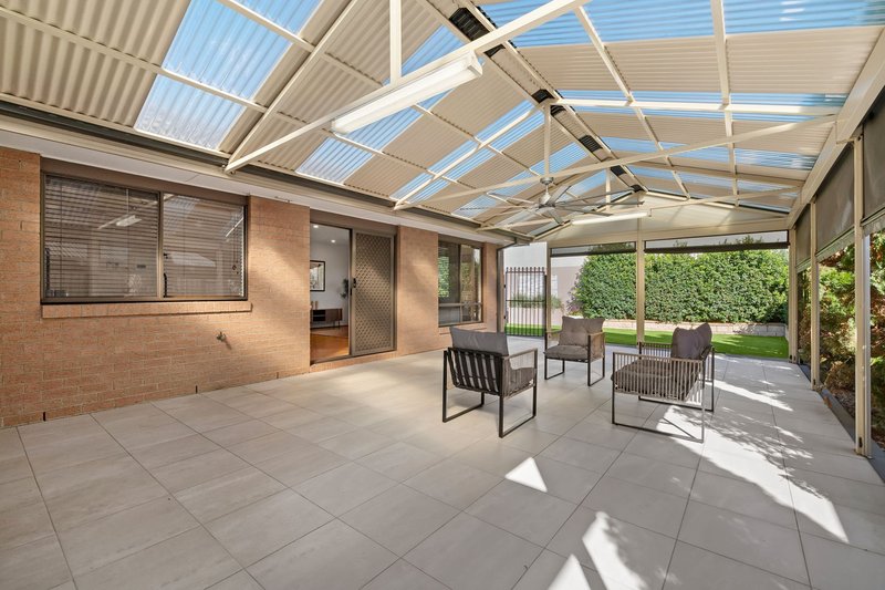 Photo - 15 Farmhouse Boulevard, Epping VIC 3076 - Image 7