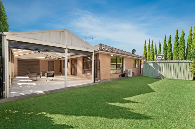 Photo - 15 Farmhouse Boulevard, Epping VIC 3076 - Image 8