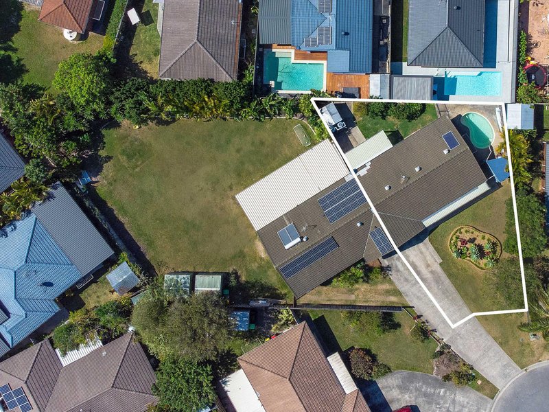 Photo - 1/5 Felicia Court, Burleigh Waters QLD 4220 - Image 2