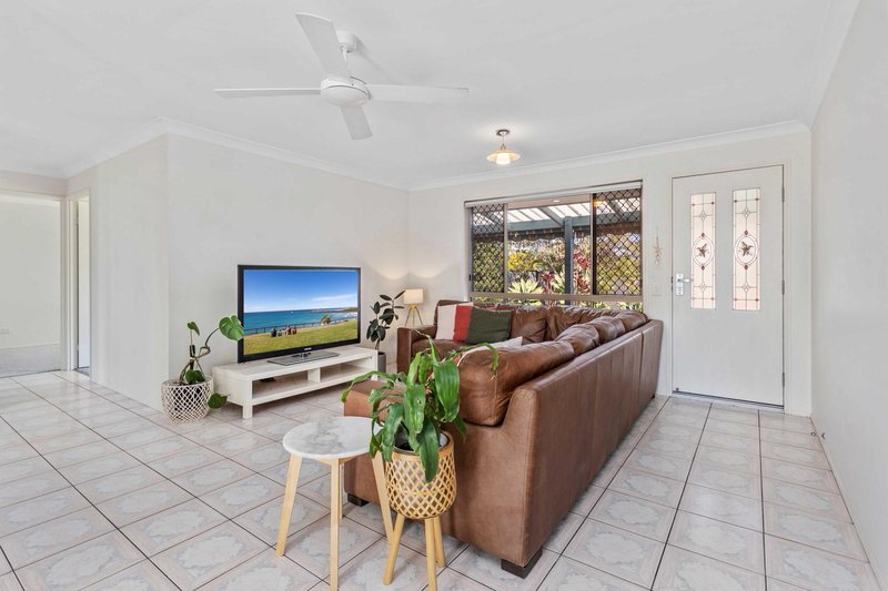 Photo - 1/5 Felicia Court, Burleigh Waters QLD 4220 - Image 7