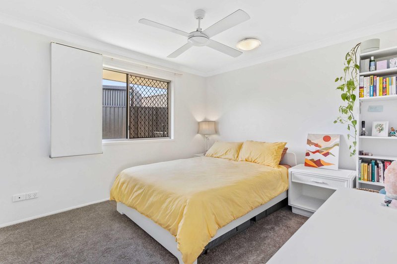 Photo - 1/5 Felicia Court, Burleigh Waters QLD 4220 - Image 8