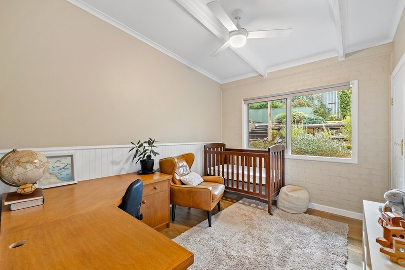 Photo - 15 Fern Road, Upper Ferntree Gully VIC 3156 - Image 8