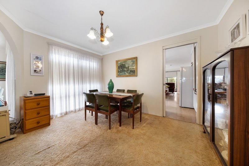 Photo - 15 Ferndell Way, Berkeley Vale NSW 2261 - Image 6