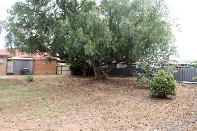 Photo - 15 Fetlar Avenue, Marion SA 5043 - Image 5