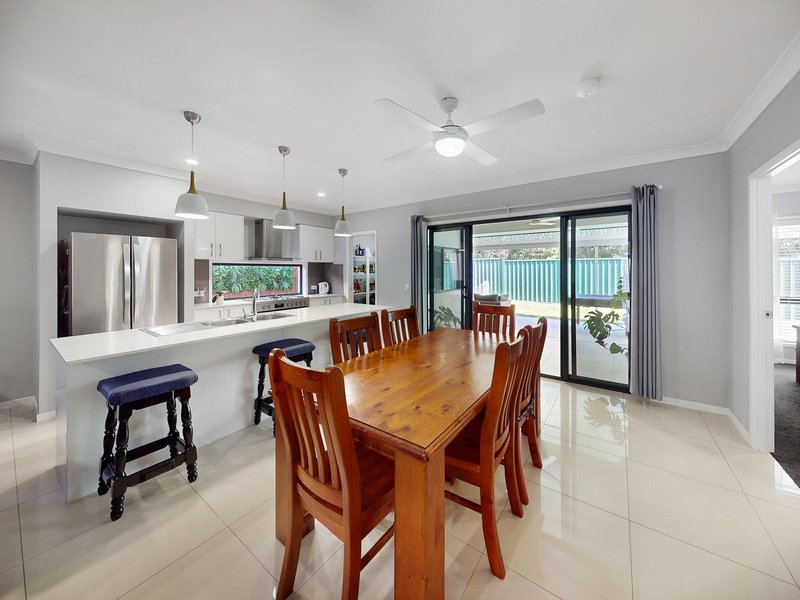 Photo - 15 Fig Tree Circuit, Caboolture QLD 4510 - Image 4