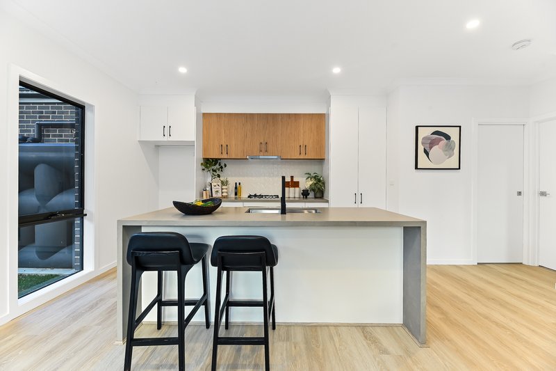 Photo - 1/5 Fiona Court, Narre Warren VIC 3805 - Image 6