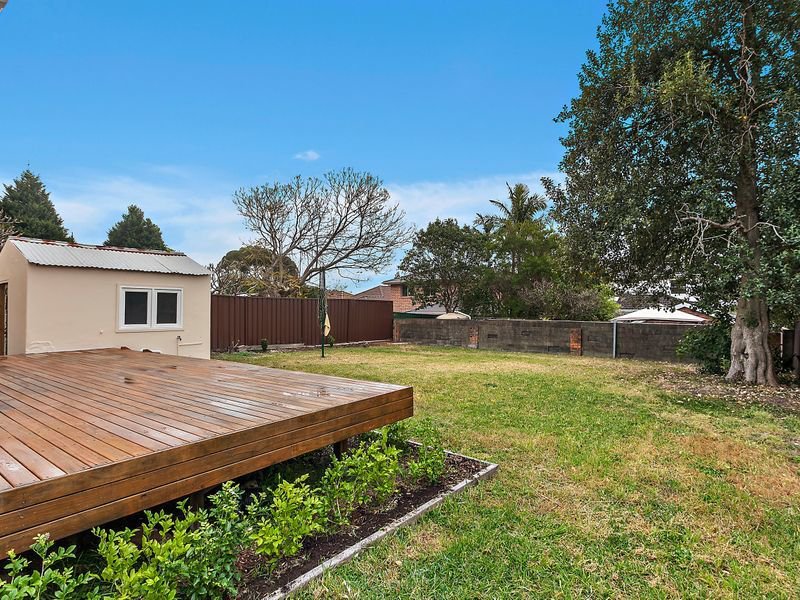 Photo - 15 First Avenue, Jannali NSW 2226 - Image 6