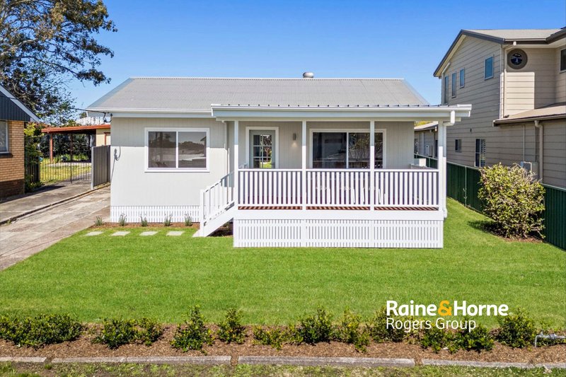 Photo - 15 First Avenue, Toukley NSW 2263 - Image 1