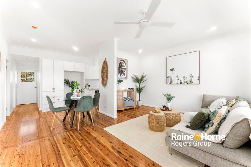 Photo - 15 First Avenue, Toukley NSW 2263 - Image 4