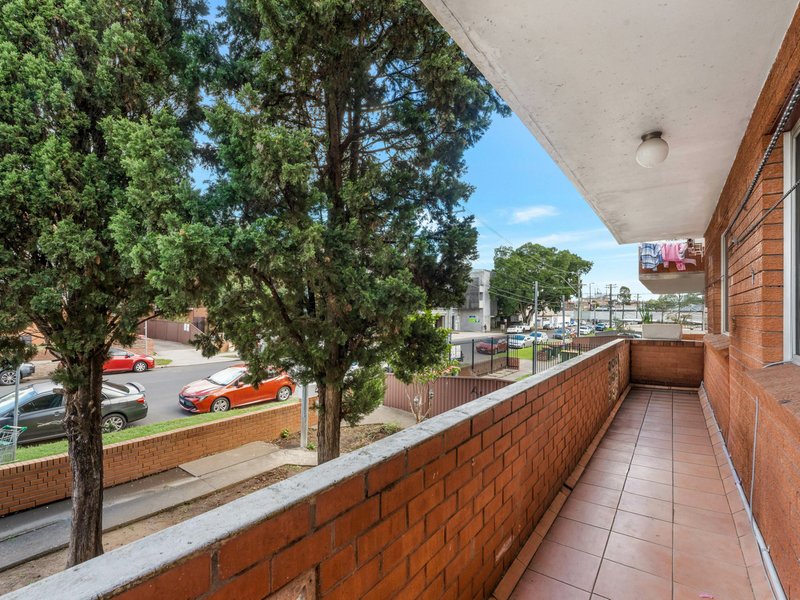 Photo - 1/5 Fisher Street, Cabramatta NSW 2166 - Image 2