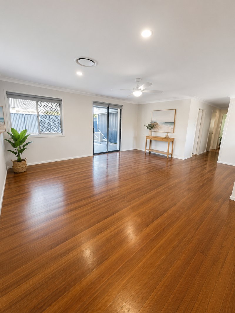 Photo - 15 Fitchett Street, Goodna QLD 4300 - Image 2