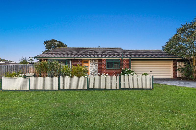 Photo - 15 Flamingo Court, Narre Warren South VIC 3805 - Image 16