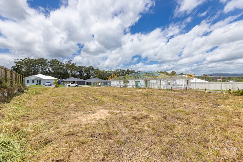 Photo - 15 Flinders Street, D'Aguilar QLD 4514 - Image 4