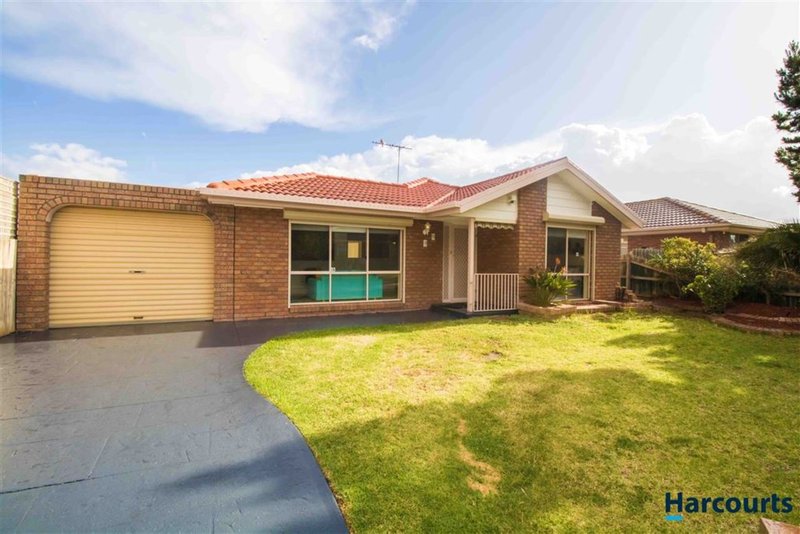 Photo - 15 Flint Crescent, Delahey VIC 3037 - Image 13