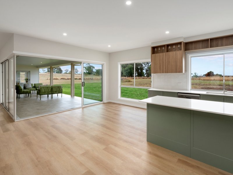 Photo - 15 Flora Place, Inverell NSW 2360 - Image 6