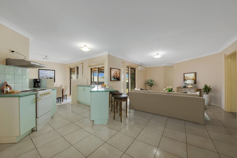 Photo - 15 Forest Place, South Gladstone QLD 4680 - Image 3