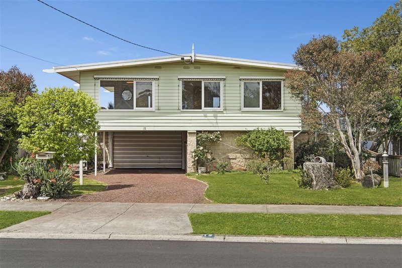 Photo - 15 Forfar Road, Hamlyn Heights VIC 3215 - Image 2