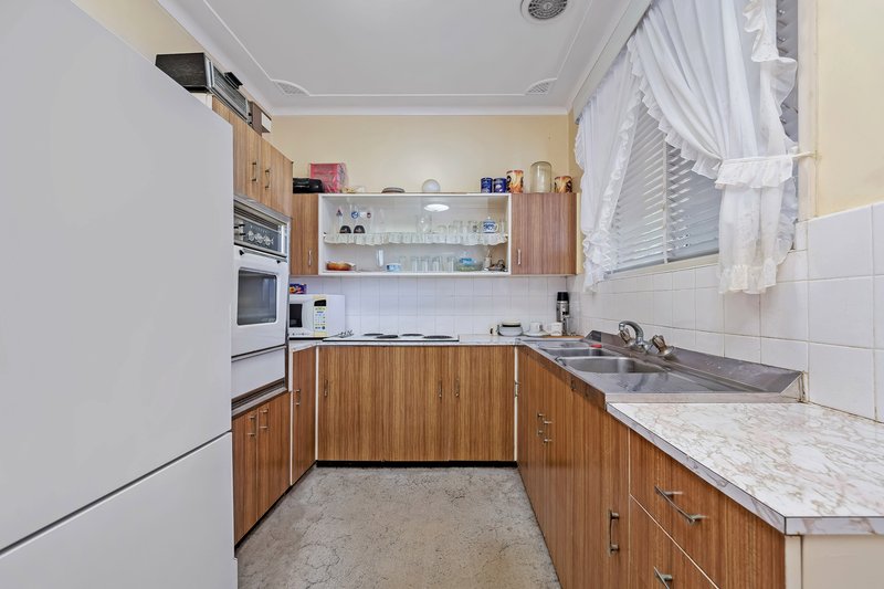 Photo - 15 Forshaw Avenue, Chester Hill NSW 2162 - Image 3