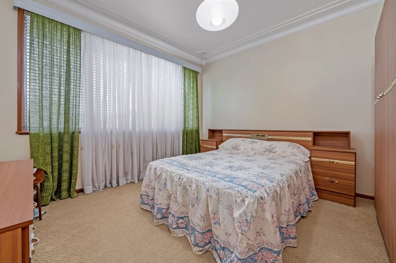 Photo - 15 Forshaw Avenue, Chester Hill NSW 2162 - Image 6