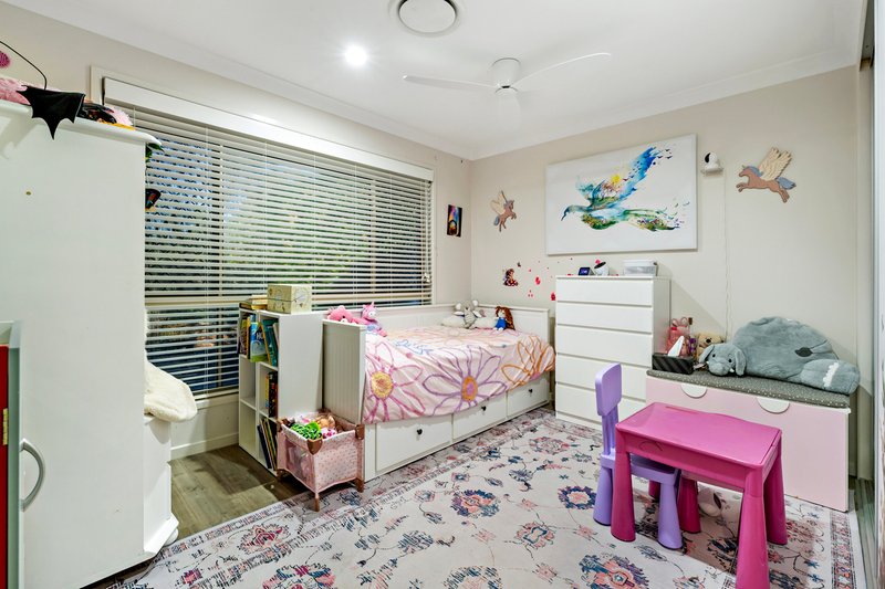 Photo - 15 Fortress Court, Bray Park QLD 4500 - Image 14