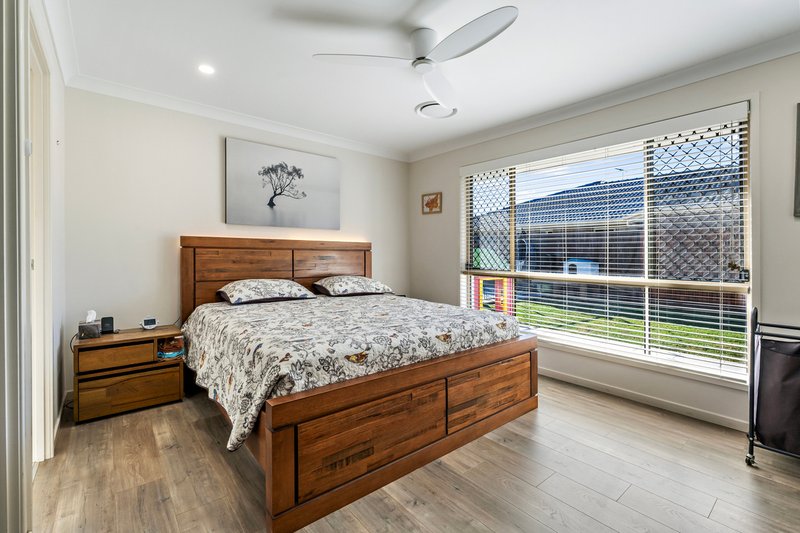 Photo - 15 Fortress Court, Bray Park QLD 4500 - Image 19