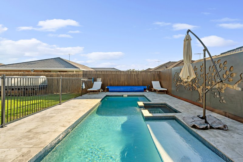 Photo - 15 Fortress Court, Bray Park QLD 4500 - Image 24