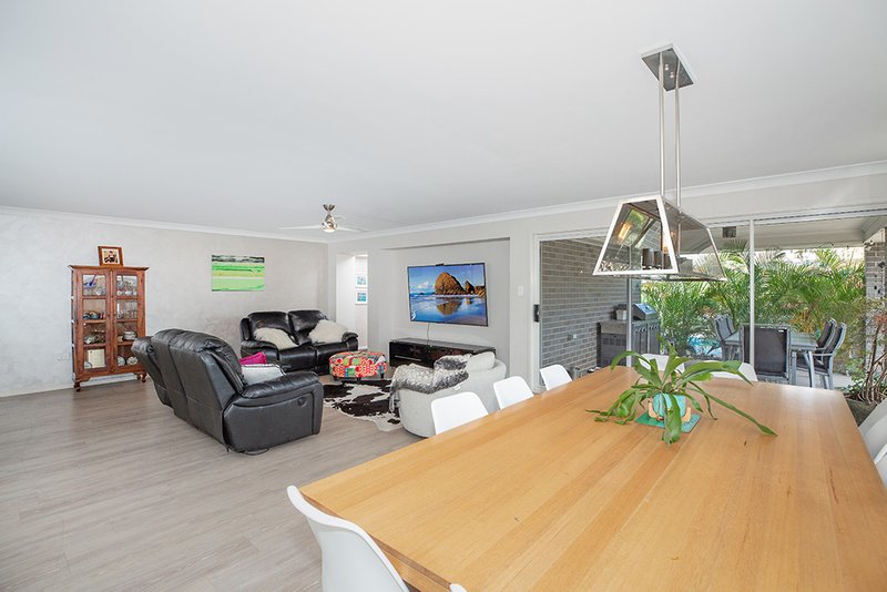 Photo - 15 Fred Avery Drive, Buttaba NSW 2283 - Image 8