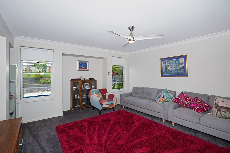 Photo - 15 Fred Avery Drive, Buttaba NSW 2283 - Image 11