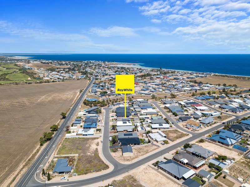 Photo - 15 Freeman Court, Moonta Bay SA 5558 - Image 2