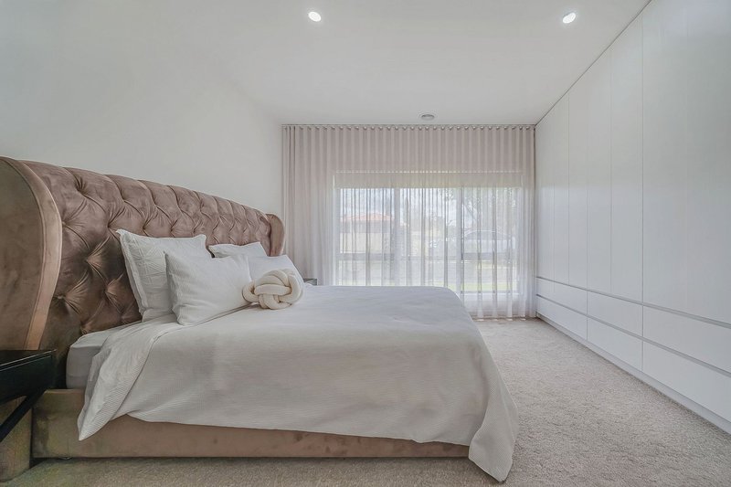 Photo - 15 Fuschia Place, Meadow Heights VIC 3048 - Image 11