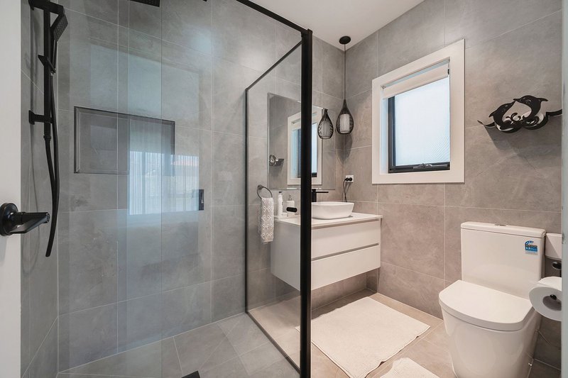 Photo - 15 Fuschia Place, Meadow Heights VIC 3048 - Image 12