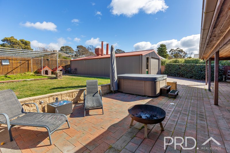 Photo - 15 Gadara Place, Tumut NSW 2720 - Image 17