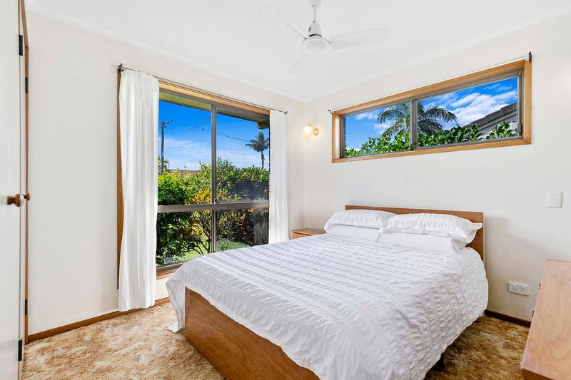 Photo - 15 Galatea Street, Point Vernon QLD 4655 - Image 10