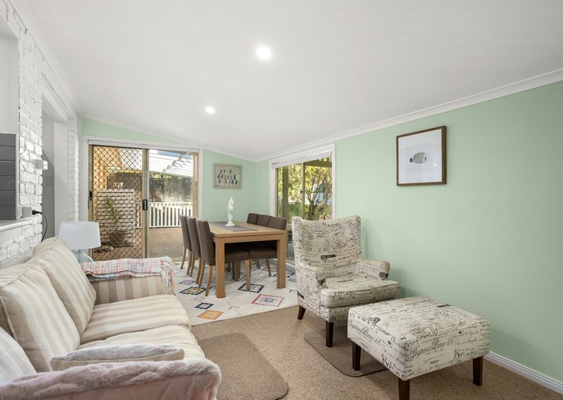 Photo - 15 Gannet Crescent, Old Bar NSW 2430 - Image 6