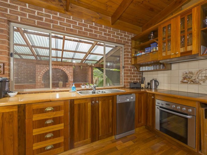 Photo - 15 Garagarang Street, Malua Bay NSW 2536 - Image 3