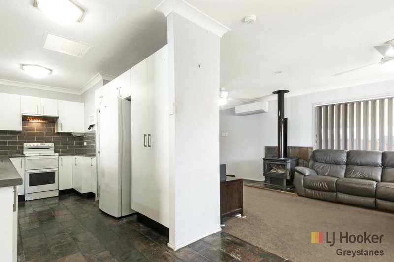 Photo - 15 Gardenia Parade, Greystanes NSW 2145 - Image 4