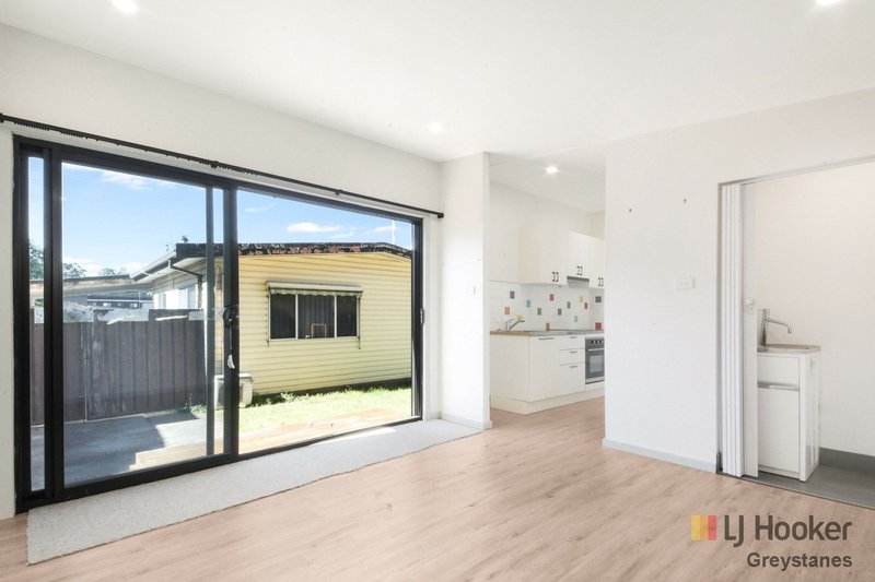 Photo - 15 Gardenia Parade, Greystanes NSW 2145 - Image 8
