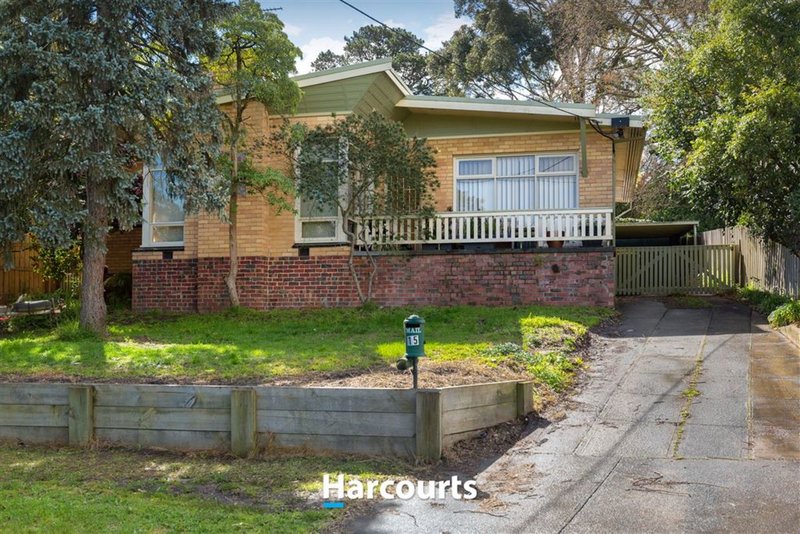 15 Gardenia Street, Pakenham VIC 3810