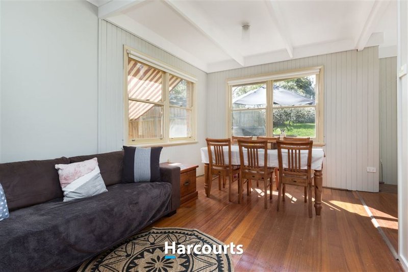 Photo - 15 Gardenia Street, Pakenham VIC 3810 - Image 6