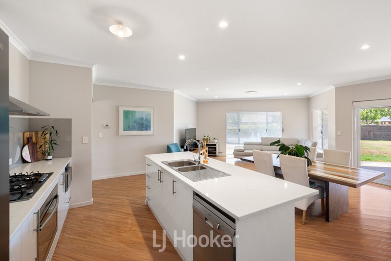 Photo - 15 Garrigue Gardens, Yalyalup WA 6280 - Image 7