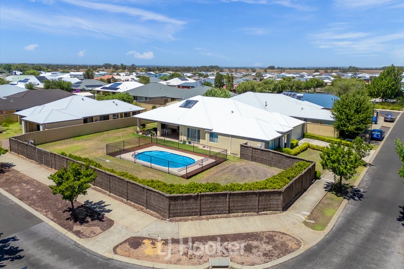 Photo - 15 Garrigue Gardens, Yalyalup WA 6280 - Image 21