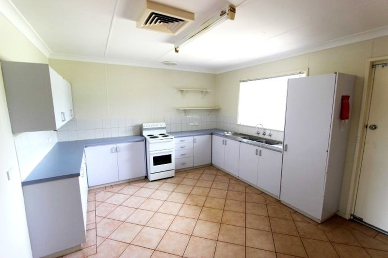 Photo - 15 Gascoyne Crescent, Dampier WA 6713 - Image 12