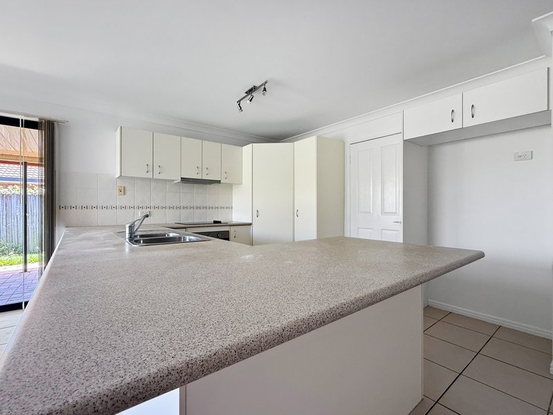 Photo - 15 Gecko Place, Ningi QLD 4511 - Image 4