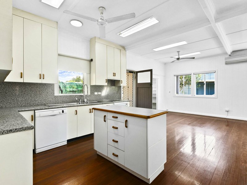 Photo - 15 George Street, Maryborough QLD 4650 - Image 4
